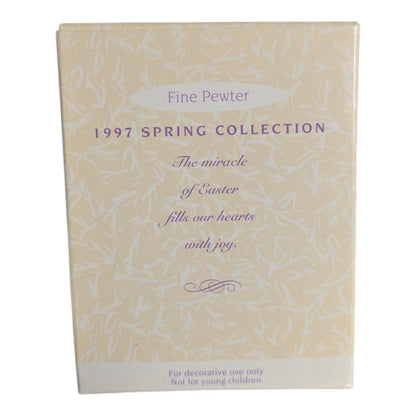 1996 Victorian Cross Hallmark Ornament (Easter) QEO8725