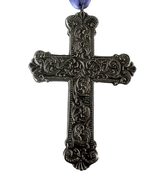 1996 Victorian Cross Hallmark Ornament (Easter) QEO8725