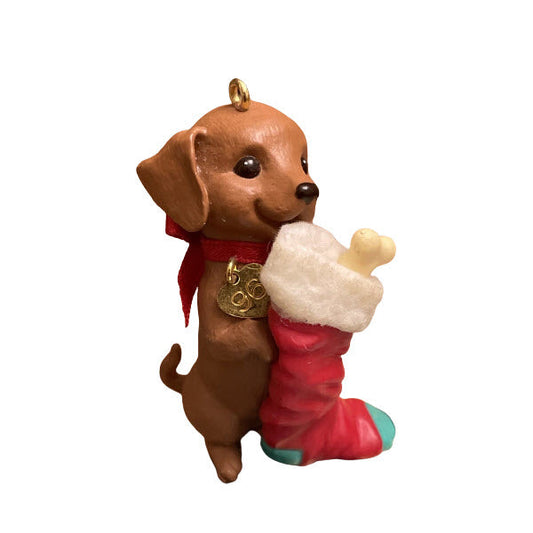 1996 Brown Puupy Hallmark Ornament (Puppy Love) QX5651