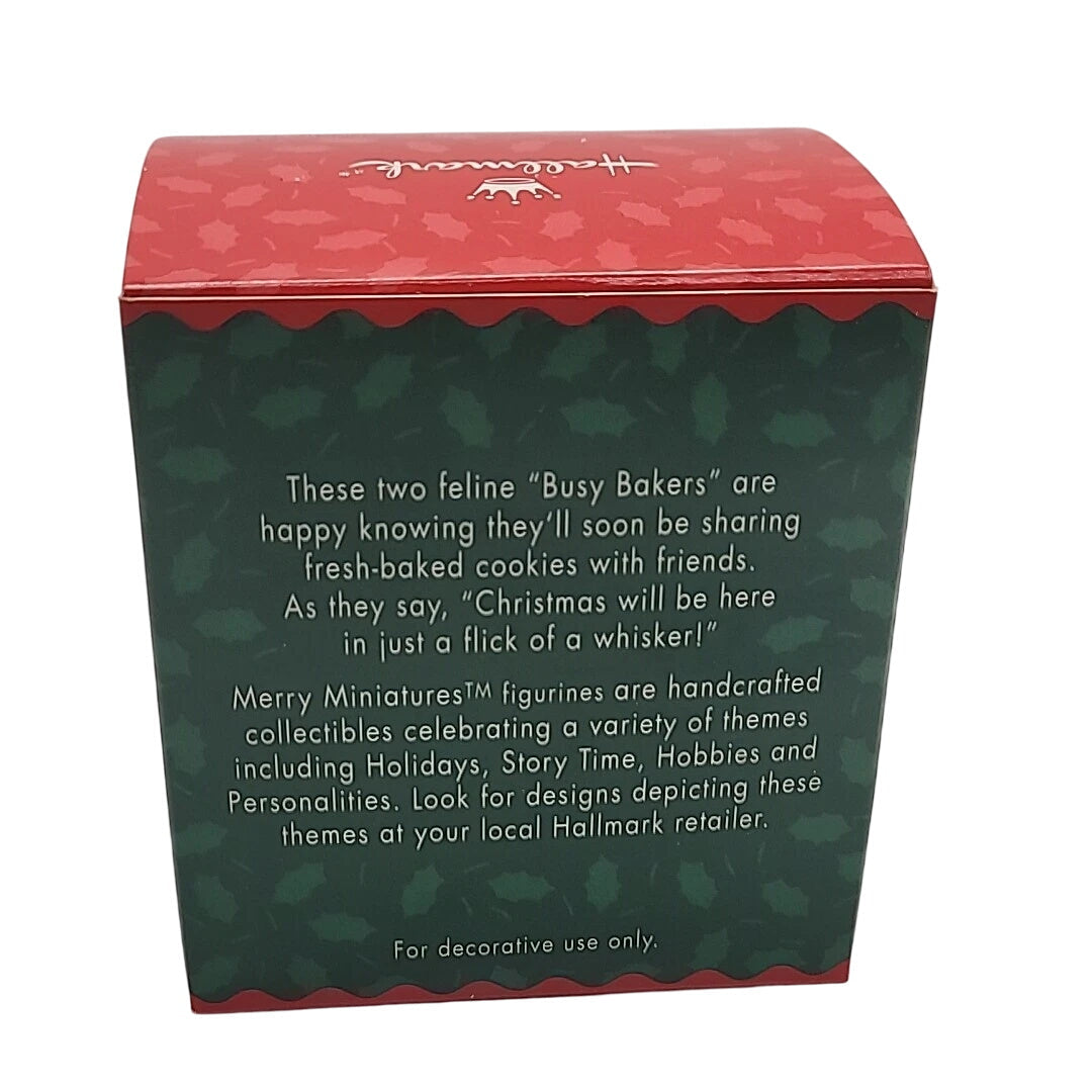 1996 Busy Bakers Hallmark Ornament (Merry Miniature) QFM8121 Image6