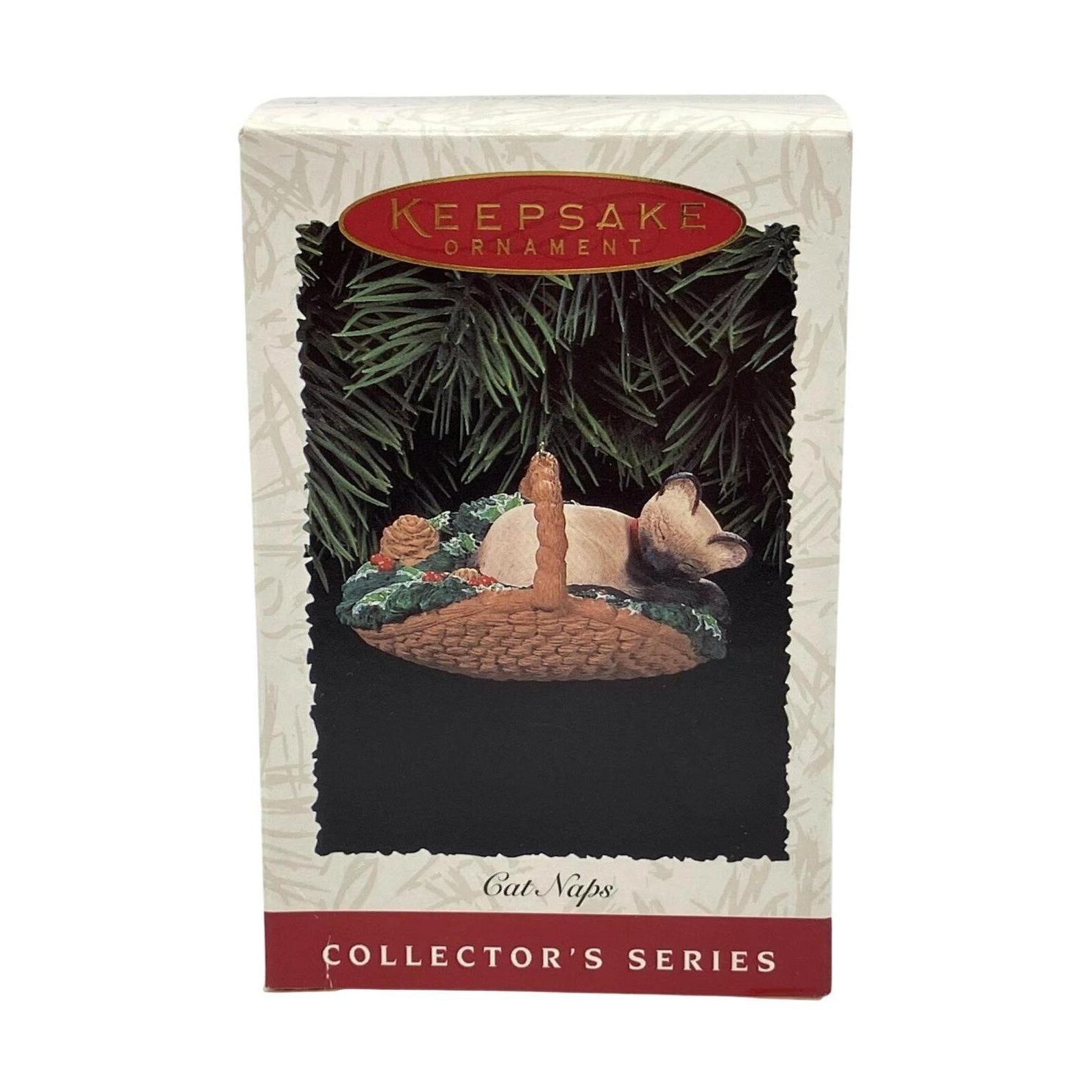1996 Cat in a Basket Hallmark Ornament (Cat Naps) QX5641 Image2
