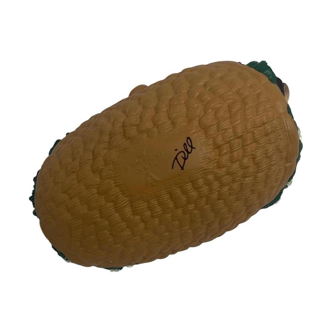1996 Cat in a Basket Hallmark Ornament (Cat Naps) QX5641 Image4