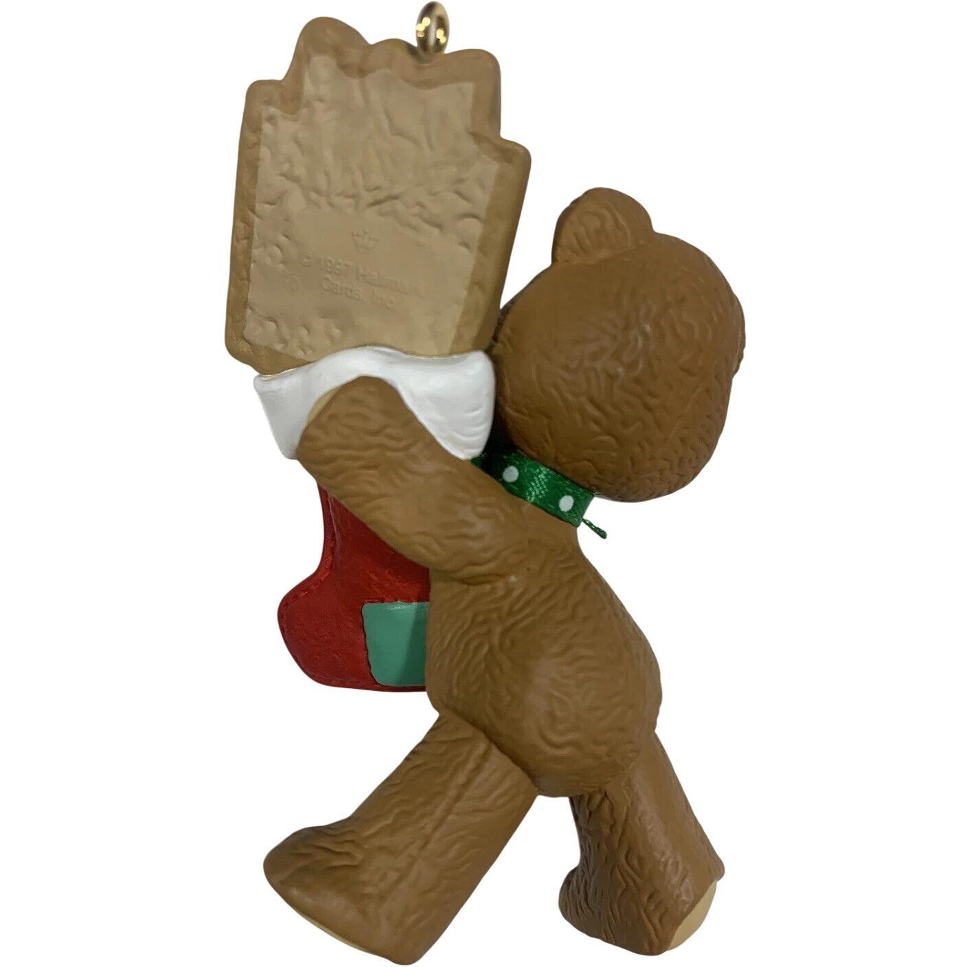 1996 Child's Fifth Christmas Hallmark Ornament (Child's Age Collection) QX6934