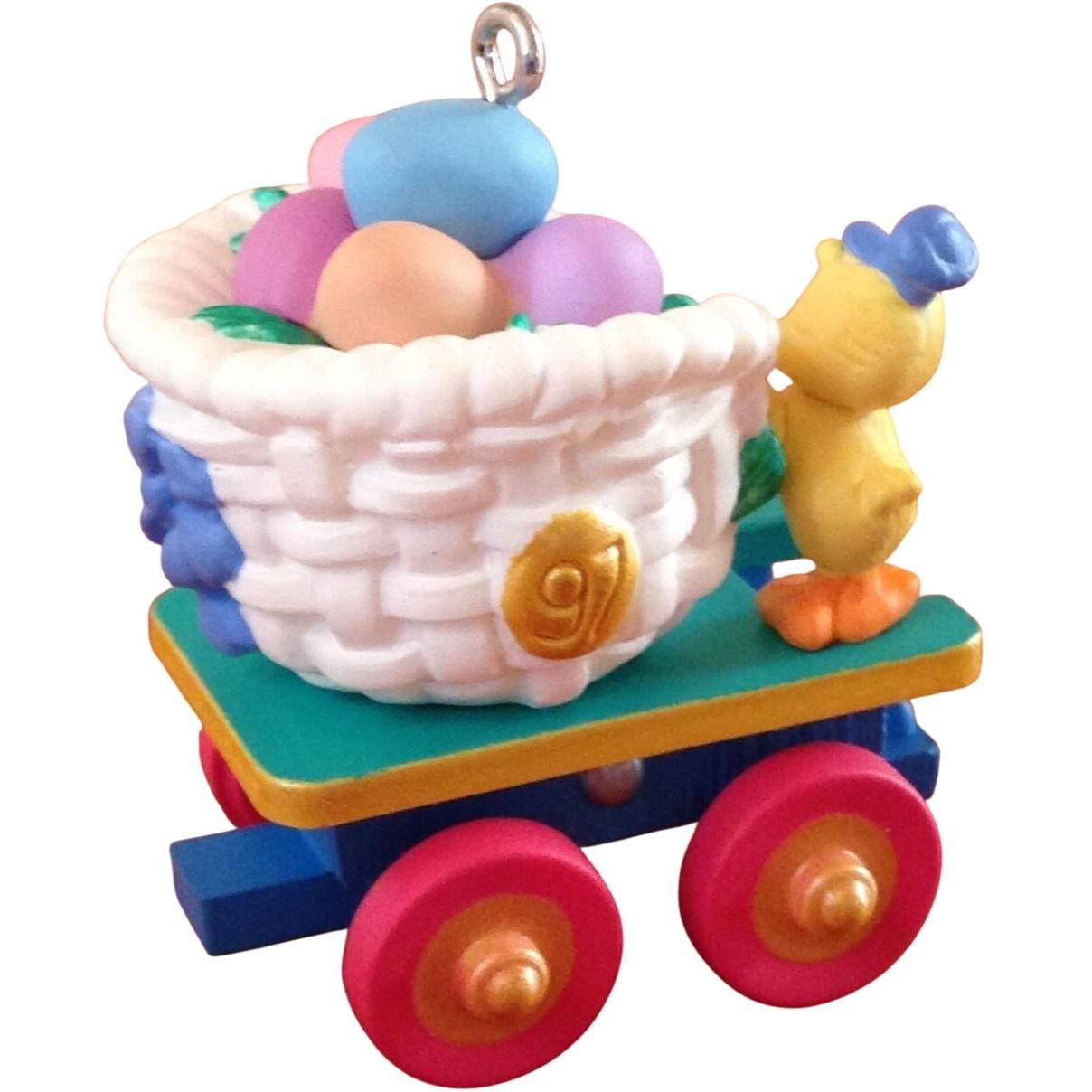 1996 Coilorful Coal Car Hallmark Ornament (Cottontail Express) QEO8652