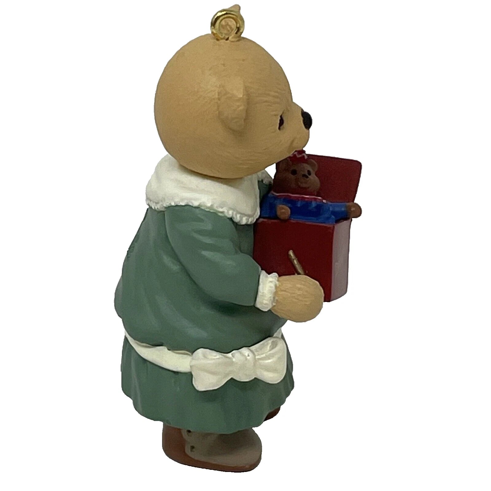 1996 Daughter Hallmark Ornament (Family) QX6077 Image3
