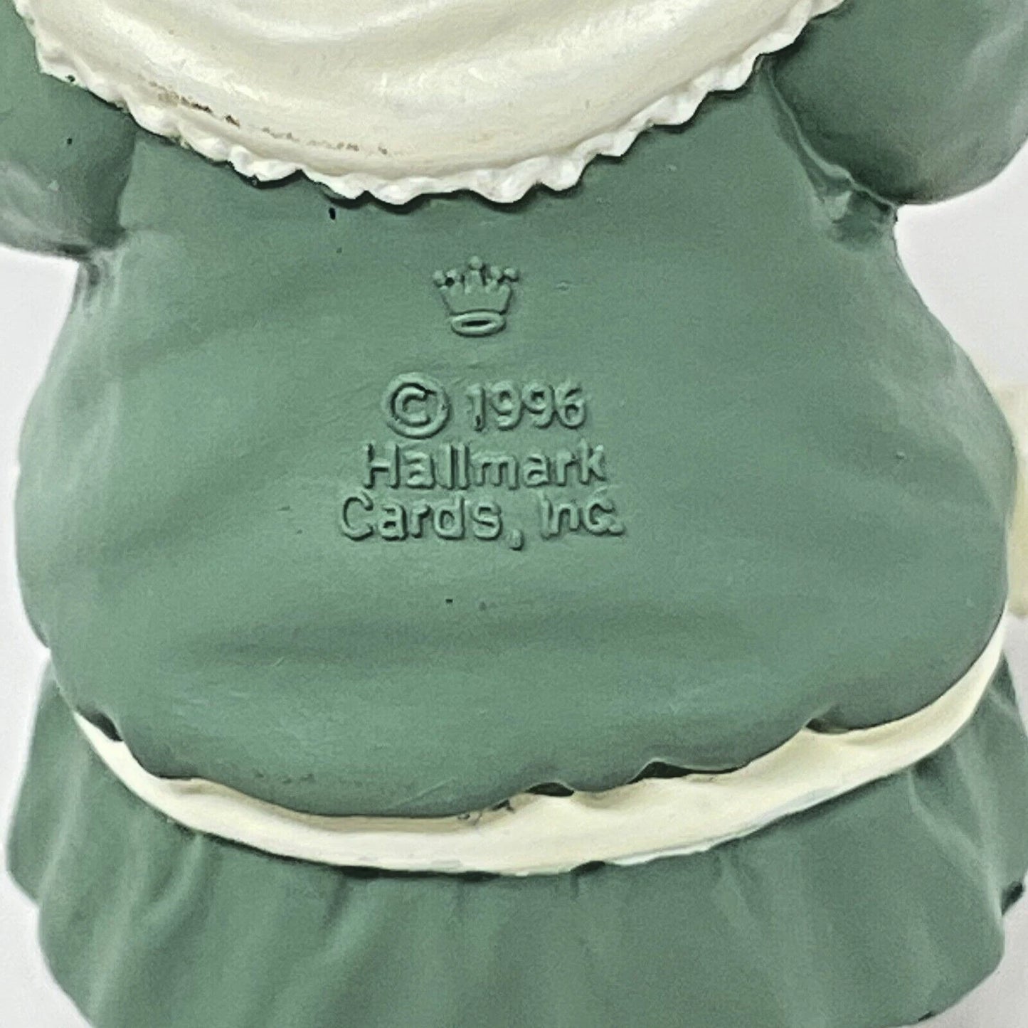1996 Daughter Hallmark Ornament (Family) QX6077 Image6