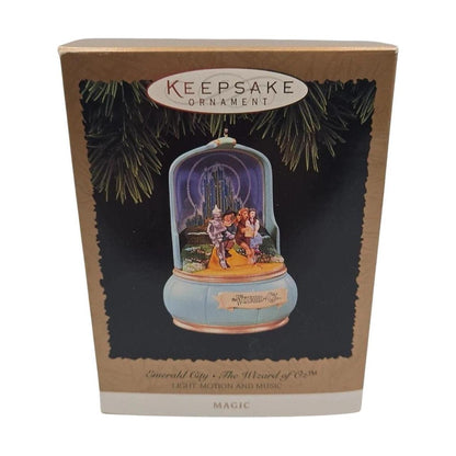 1996 Emerald City Hallmark Ornament (The Wizard of Oz) QLX7454 Image2