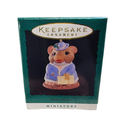 1996 Hattie Chapeau Hallmark Ornament (Mouse) QXM4251