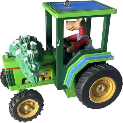 1996 Holiday Haul Hallmark Ornament (Tractor) QX6201
