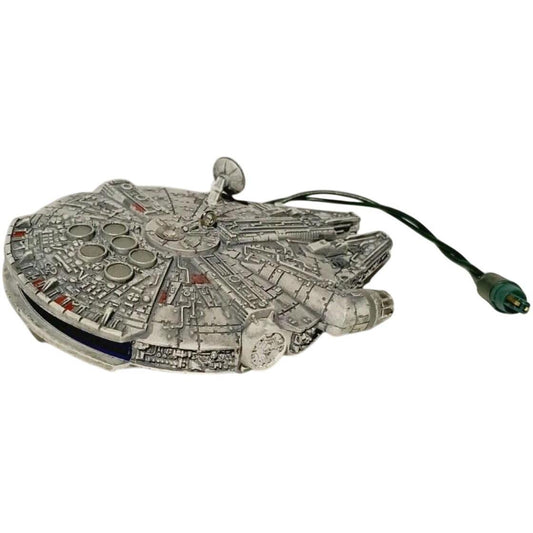 1996 Millennium Falcon Hallmark Ornament (Star Wars) QLX7474