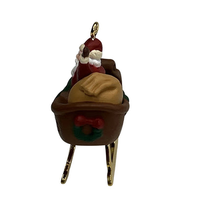 1996 Santa in Sleigh Hallmark Ornament (The Night Before Christmas) QXM4104 Image7