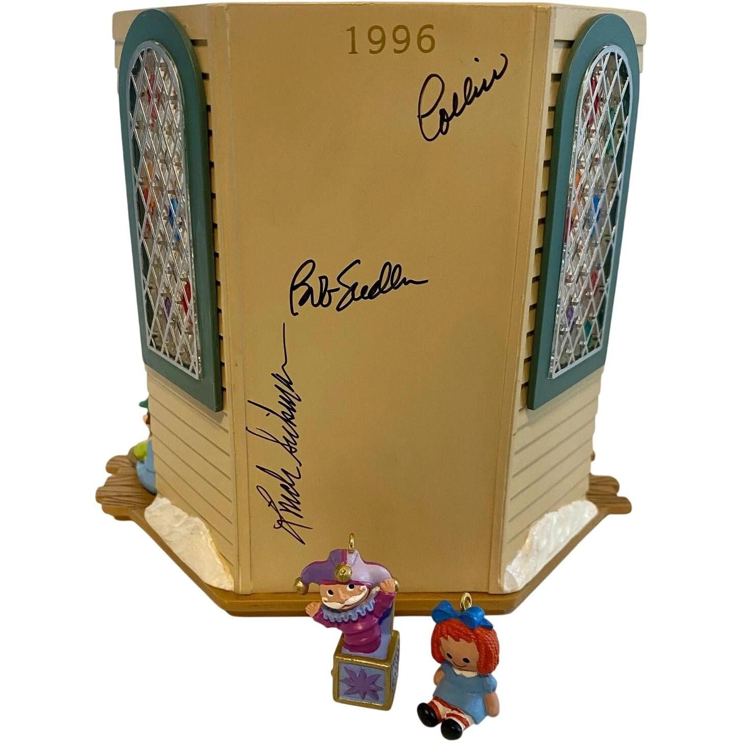 1996 Santa's Toy Shop Hallmark Ornament (Toymaker Santa) QXC4201