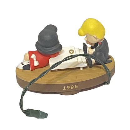 1996 Schroeder and Lucy Hallmark Ornament (Peanuts) QLX7394 Image5