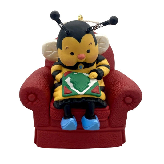 1996 Sew Sweet Hallmark Ornament (Bee) QX5921