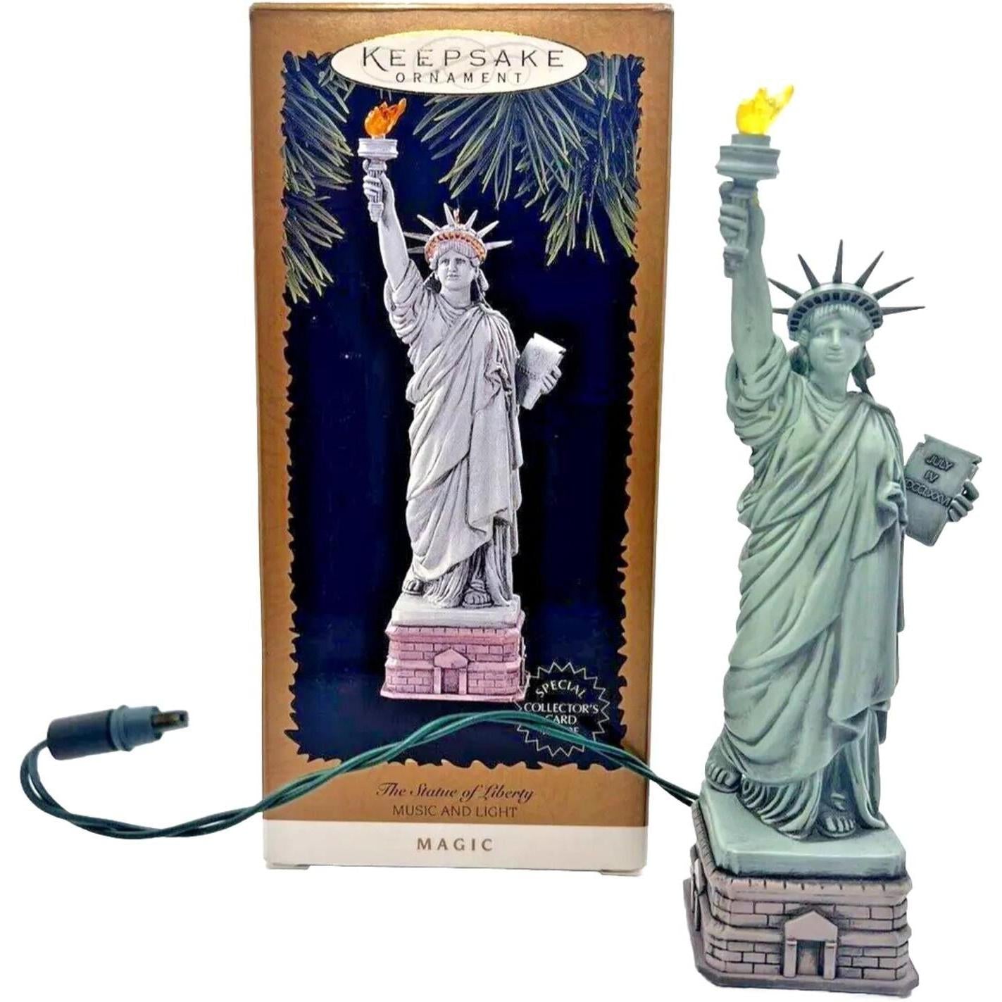 1996 The Statue of Liberty Hallmark Ornament (City and State) QLX7421