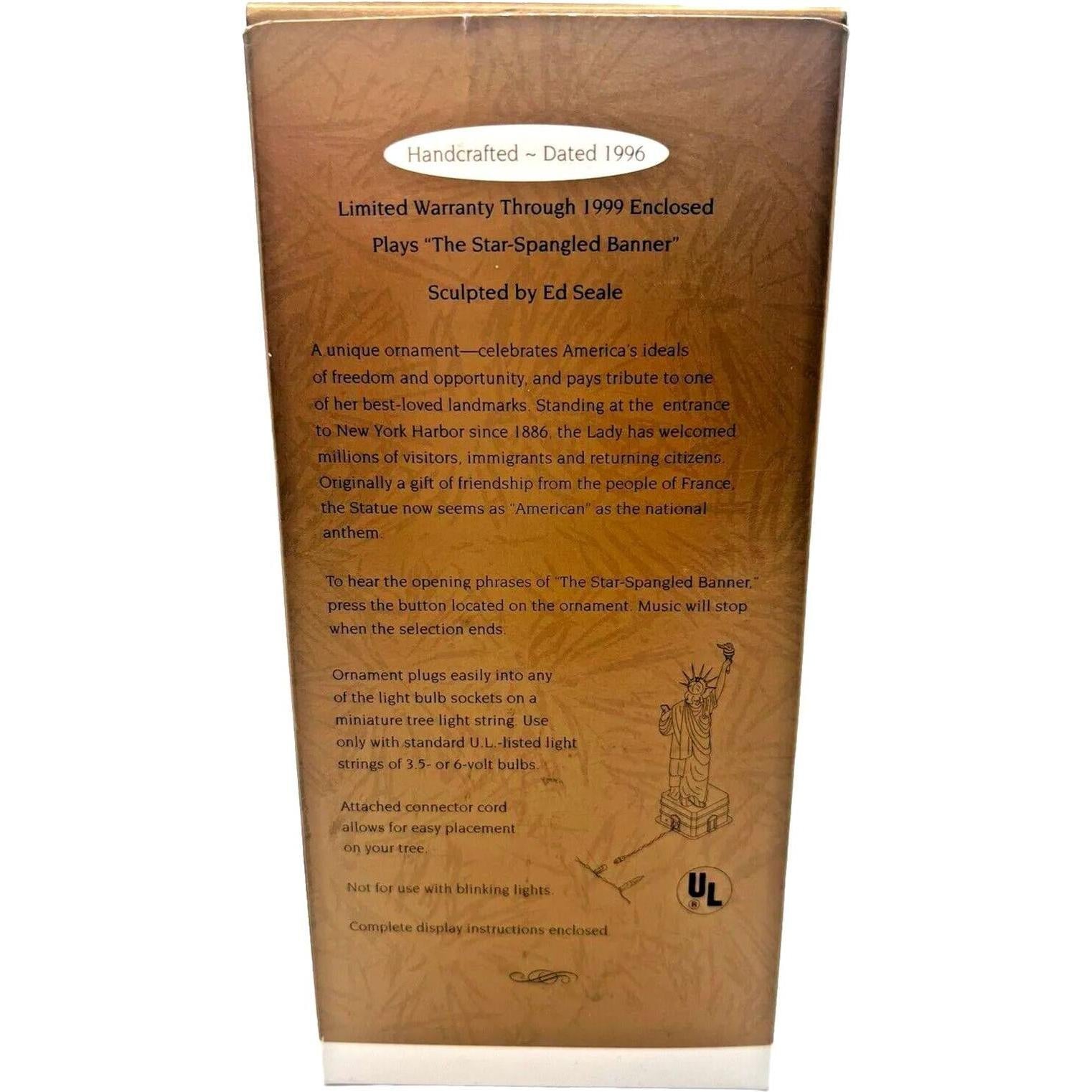 1996 The Statue of Liberty Hallmark Ornament (City and State) QLX7421