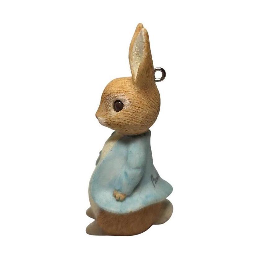 1996 The Tale of Peter Rabbit Hallmark Ornament (Beatrix Potter) QEO8071 Image3