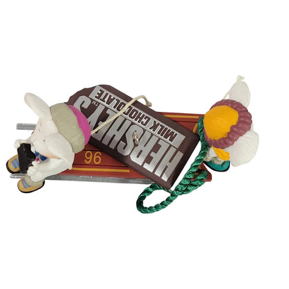 1996 Time for a Treat Hallmark Ornament (Hershey's) QX5464 Image6