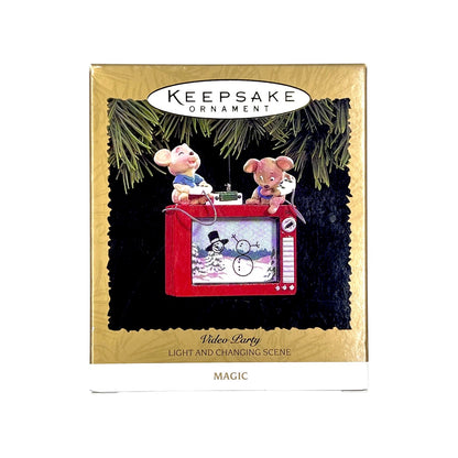1996 Video Party Hallmark Ornament (Mouse) QLX7431 Image2