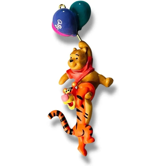 1996 Winnie the Pooh and Tigger Hallmark Ornament (Winnie the Pooh) QXM4044