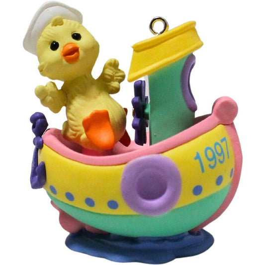 1997 Boat Hallmark Ornament (Here Comes Easter) QEO8682