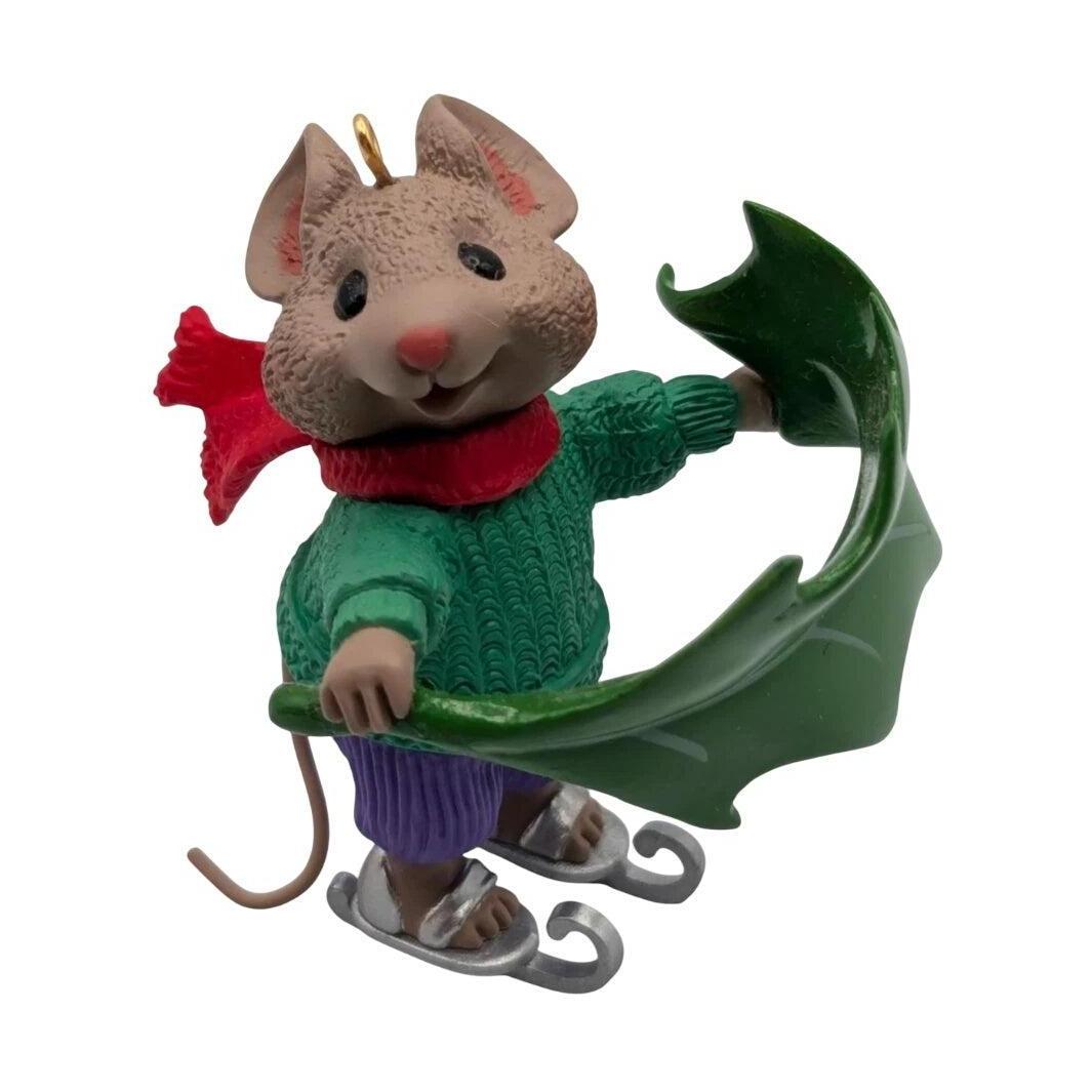 1997 Breezin' Along Hallmark Ornament (Mouse) QX6722 – Already Christmas