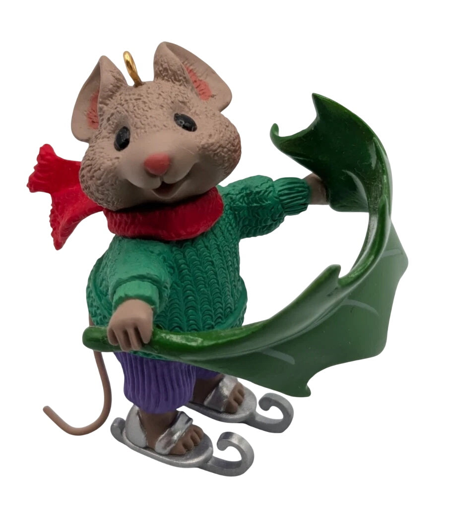 1997 Breezin' Along Hallmark Ornament (Mouse) QX6722