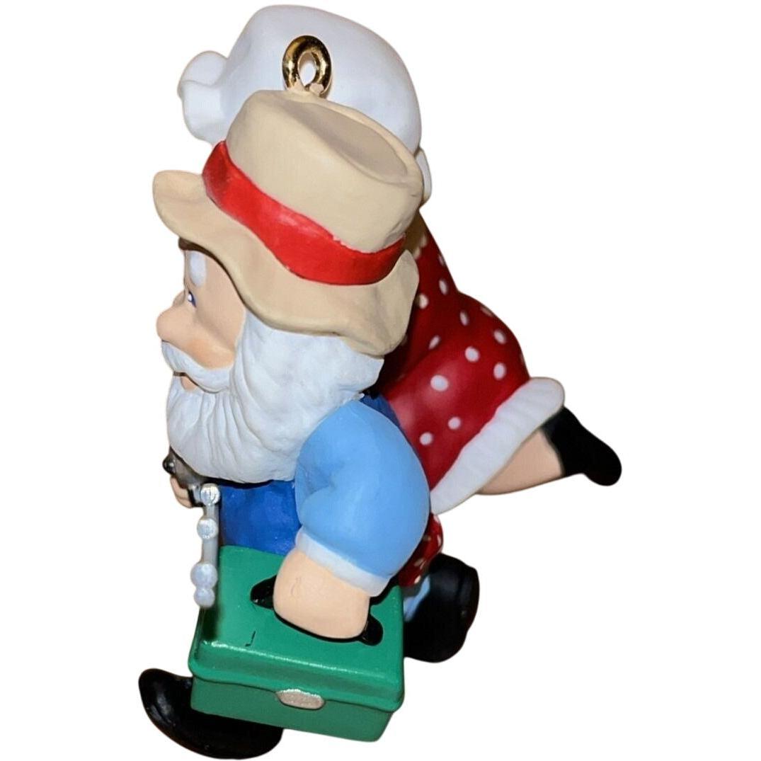 1997 Fishing Hallmark Ornament (The Clauses on Vacation) QX6112