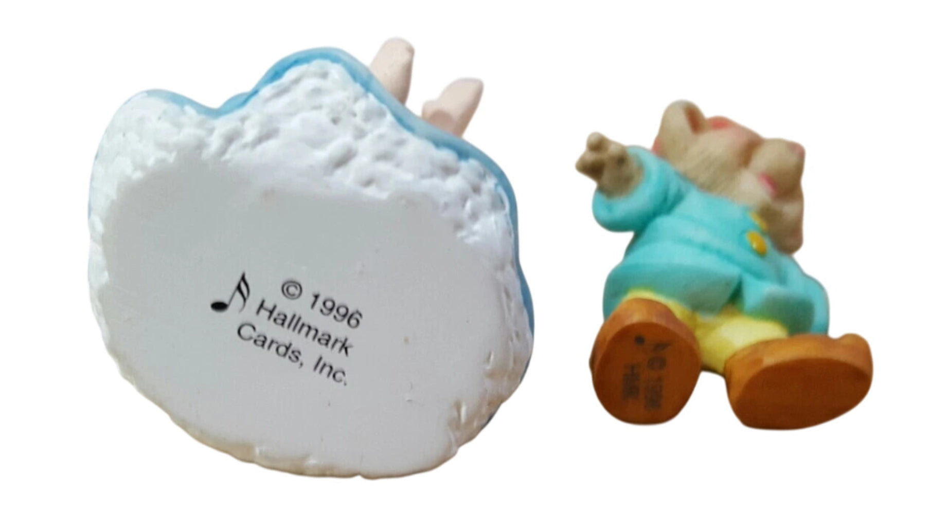 1997 Snow White and Dancing Dwarf Hallmark Ornament (Snow White) QFM8535