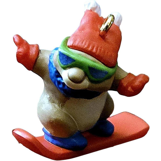 1997 Snowboard Bunny Hallmark Ornament (Bunny) QXM4315