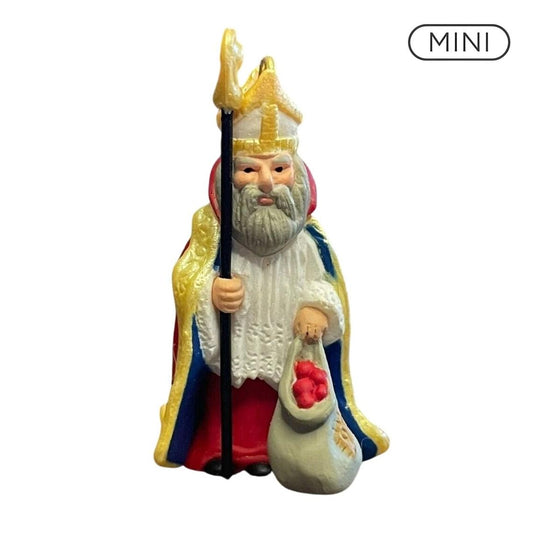 1997 Centuries of Santa Hallmark Ornament (Santa Claus) QXM4295 Image1
