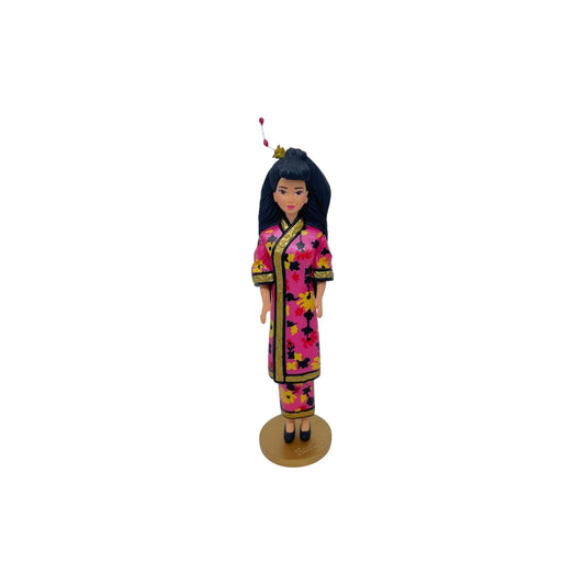 1997 Chinese Barbie Hallmark Ornament (Barbie) QX6162 Image1