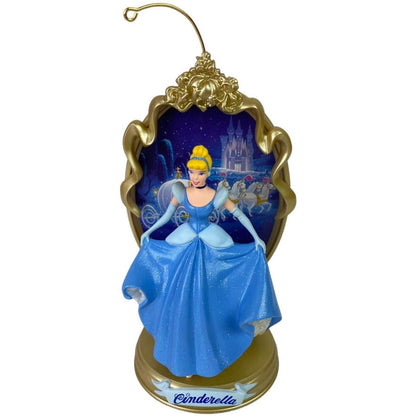 1997 Cinderella Hallmark Ornament (The Enchanted) QXD4045