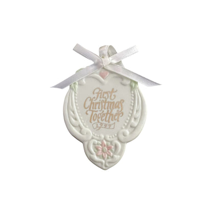 1997 First Christmas Together Carlton Cards Ornaments (Sofia the First) CXOR-019W Image1