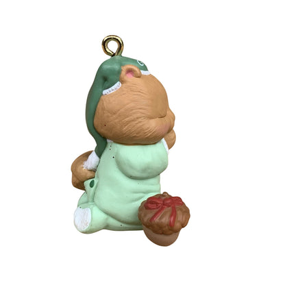 1997 Godchild Hallmark Ornament (Family) QX6662