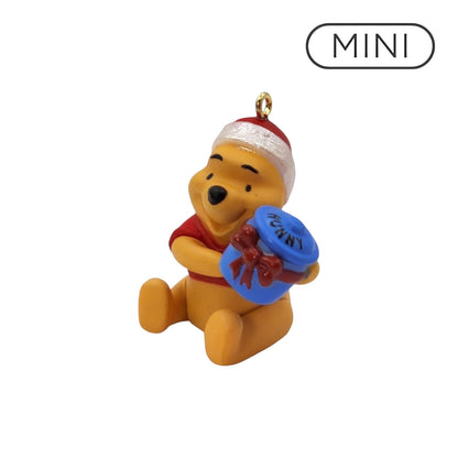 1997 Honey of a Gift Hallmark Ornament (Winnie the Pooh) QXD4255 Image1