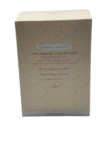 1997 Joyful Angels #2 Hallmark Ornament (Joyful Angels) QEO8655