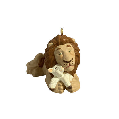 1997 Lion and Lamb Hallmark Ornament (Lion) QX6602