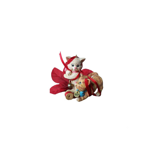 1997 Merry Mischief Carlton Cards Ornaments (Mischievous Kittens) CXOR-012W Image1