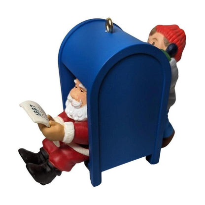 1997 Santa Mail Hallmark Ornament (Santa Claus) QX6702 Image3