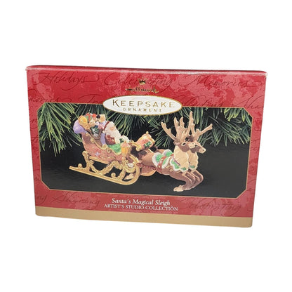 1997 Santa's Magical Sleigh Hallmark Ornament (Artist's Studio Collection) QX6672 Image2