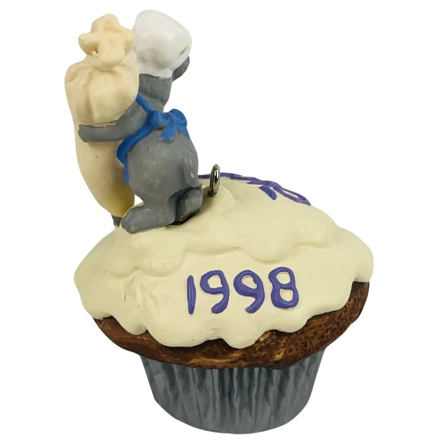 1997 Sweet Birthday Hallmark Ornament (World of Wishes) QEO8473