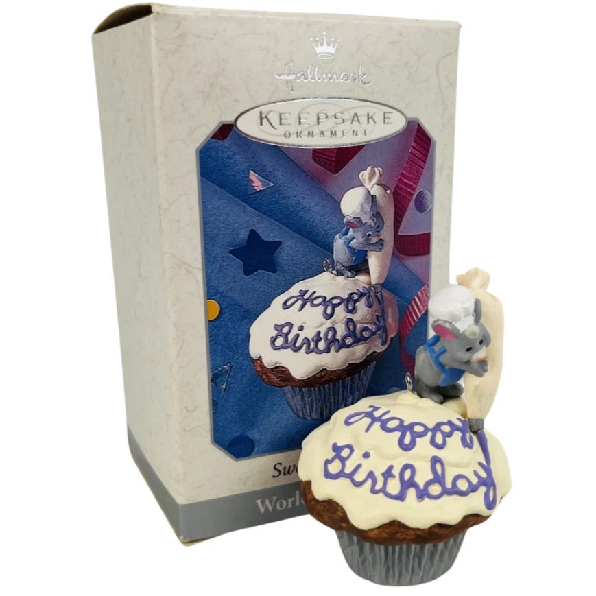 1997 Sweet Birthday Hallmark Ornament (World of Wishes) QEO8473