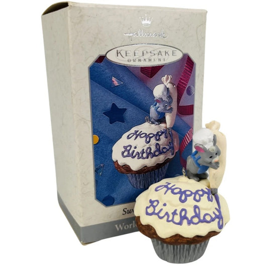 1997 Sweet Birthday Hallmark Ornament (World of Wishes) QEO8473