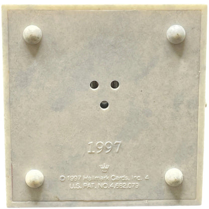 1997 The Lincoln Memorial Hallmark Ornament (Patriotic) QLX7522