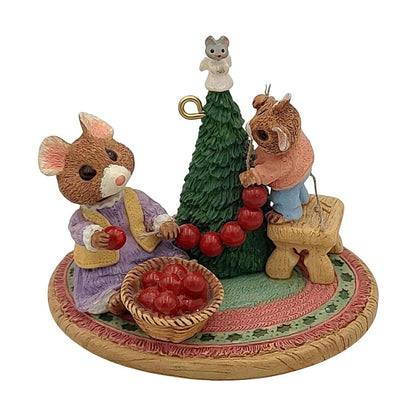 1997 The Perfect Tree Hallmark Ornament (Tender Touches) QX6572 Image1