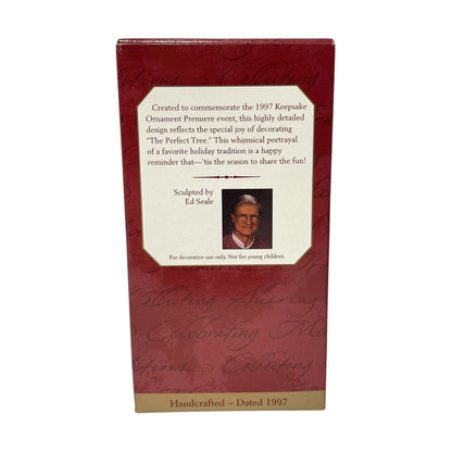 1997 The Perfect Tree Hallmark Ornament (Tender Touches) QX6572 Image6