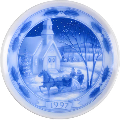 1997 The Spirit of Christmas Hallmark Ornament (Blue Plate) QX6585