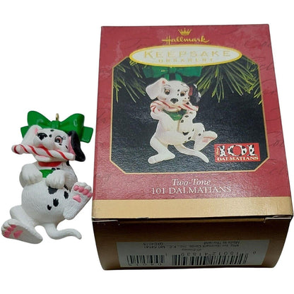 1997 Two-Tone Hallmark Ornament (101 Dalmatians) QXD4015