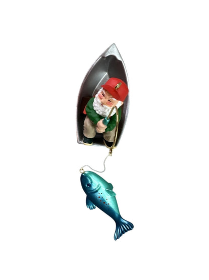 1998 Catch of the Season Hallmark Ornament (Fishing) QX6786